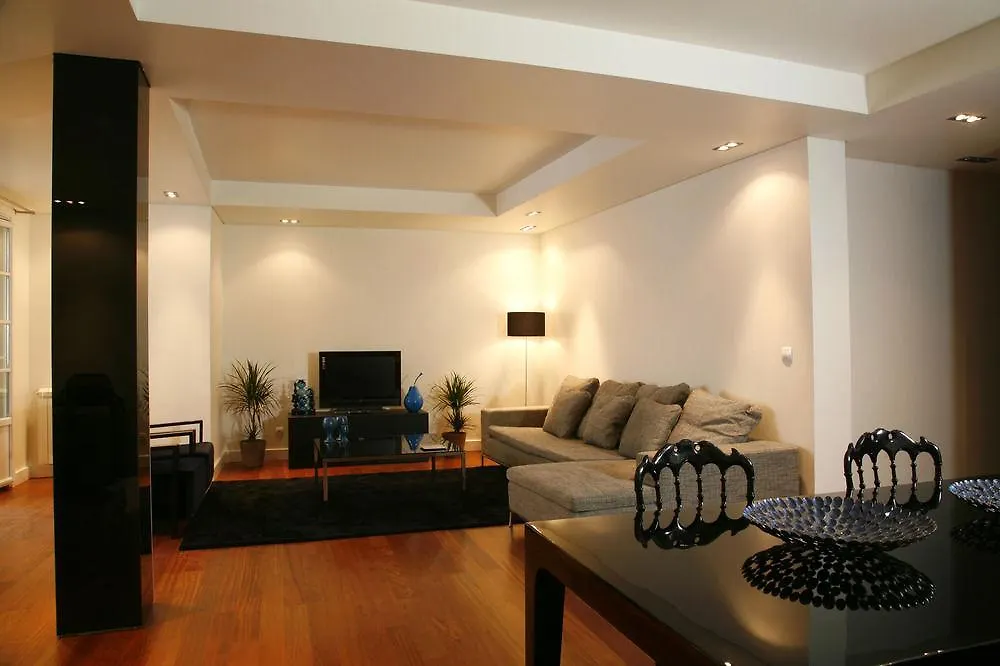 HolidayLovers Chiado Deluxe Apartamento Lisboa