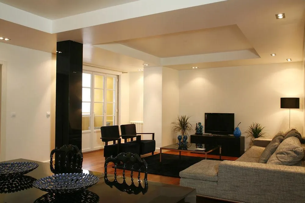 HolidayLovers Chiado Deluxe Apartamento Lisboa