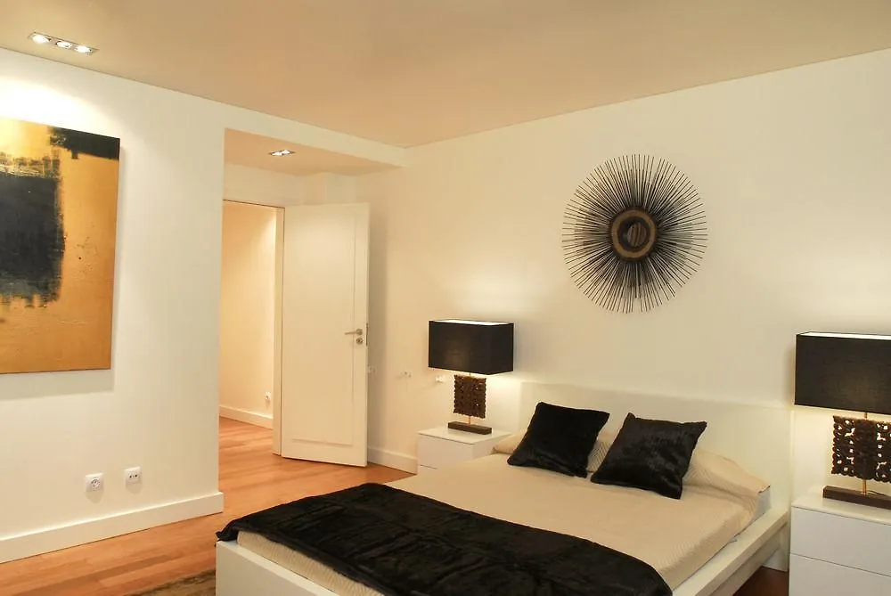 HolidayLovers Chiado Deluxe Apartamento Lisboa