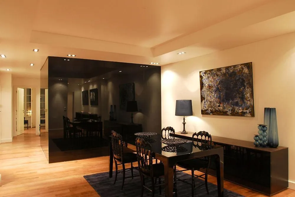 Chiado Deluxe By Architecture Tote Ser 0*, Lisbon