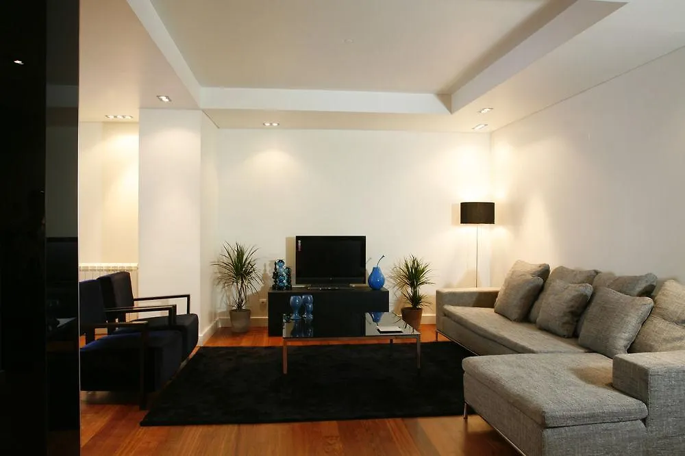 Apartment Chiado Deluxe By Architecture Tote Ser