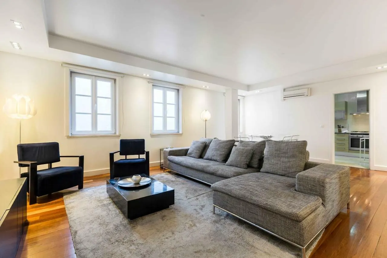 Chiado Deluxe By Architecture Tote Ser 0*, Lisbon